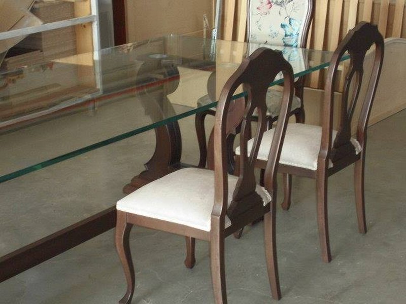 ΤΑΠΕΤΣΑΡΙΑ ΣΕ ΚΑΡΕΚΛΑ ΚΟΡΥΔΑΛΛΟΣ ΝΙΚΑΙΑ ΚΕΡΑΤΣΙΝΙ ΚΟΣΤΟΣ Καρέκλες